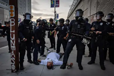 Photos: A fierce pushback on ICE raids in L.A. from protesters, officials