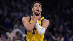 Knicks choke away double-digit lead late after Pacers pull off Reggie Miller-esque heroics