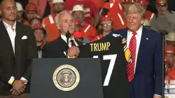 Steelers players join Trump on stage at Pennsylvania event and give him custom jersey