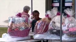 Woman who lost NW Miami-Dade home in fire helps other mothers receive gifts on Mother’s Day