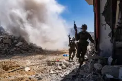 Britain, Canada, France threaten sanctions against Israel over Gaza