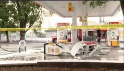 Gas pump erupts in flames at Fort Lauderdale gas station